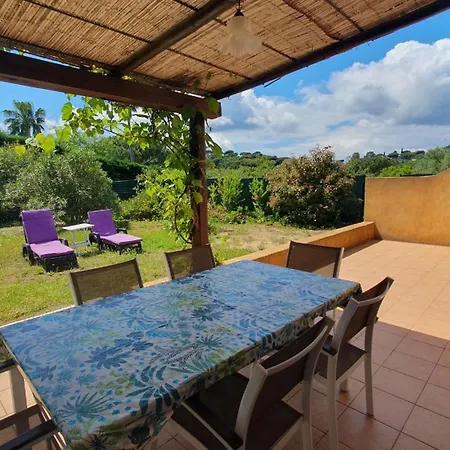 Vila Les Arbousiers Saint Tropez