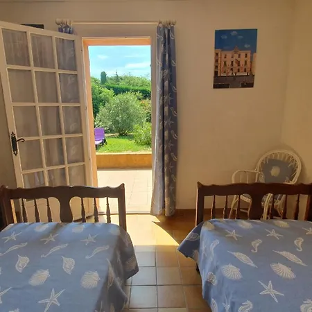 Vila Les Arbousiers Saint Tropez